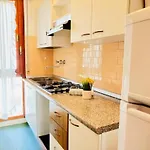 Apartment Bright Flat With Balcony *
