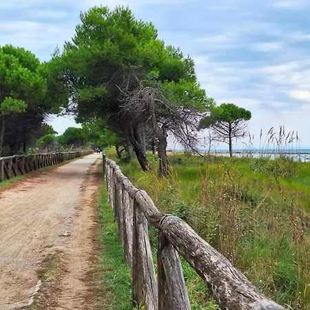 Appartamento Bright Flat With Balcony Bibione