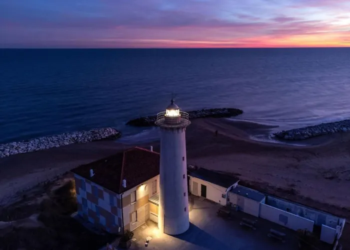 Bright Flat With Balcony *